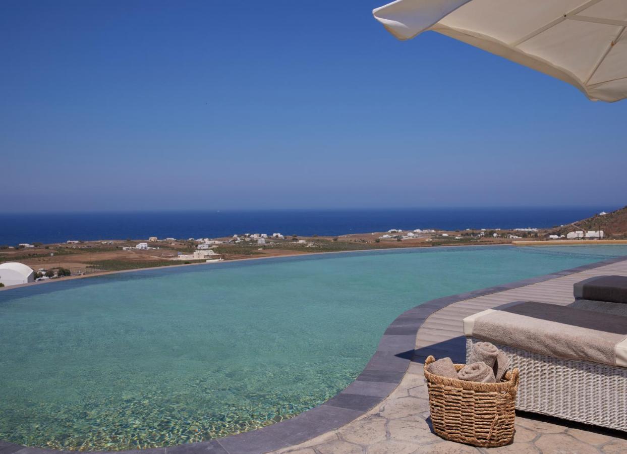Danae Suites Santorini Oia  Exterior photo