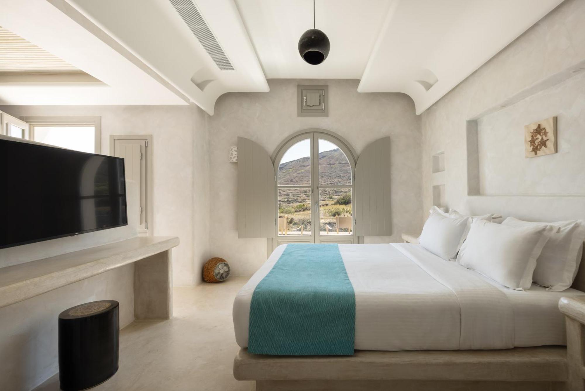 Danae Suites Santorini Oia  Exterior photo